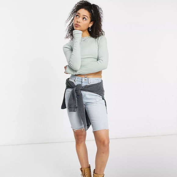 Asos Design Ribbed Super Crop Top with Thumbhole in Sage - Picture 2 of 2